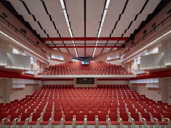 Multifunkční centrum LArt