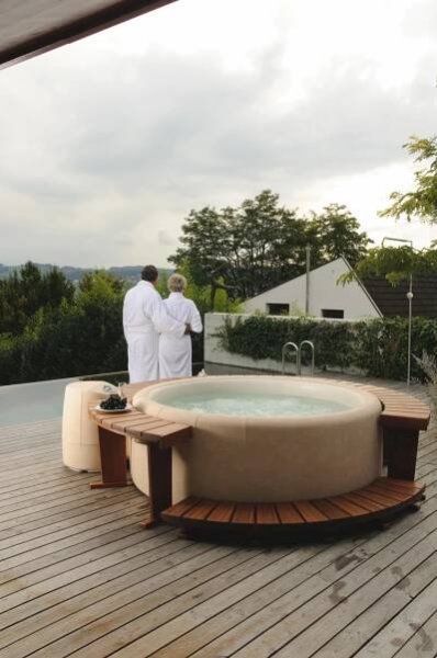 Celoroční domácí wellness s vířivkou Softub
