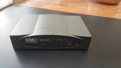 Router SMC 7004vBR - Komponenty pro PC