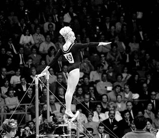 Olympiáda 1964: Caslavskasan, miláček Tokia. Začala se rodit gymnastická legenda