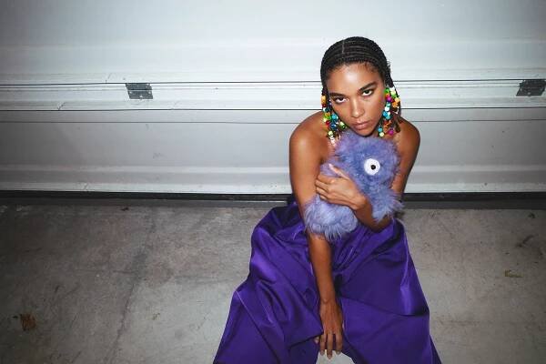 Alexandra Shipp.