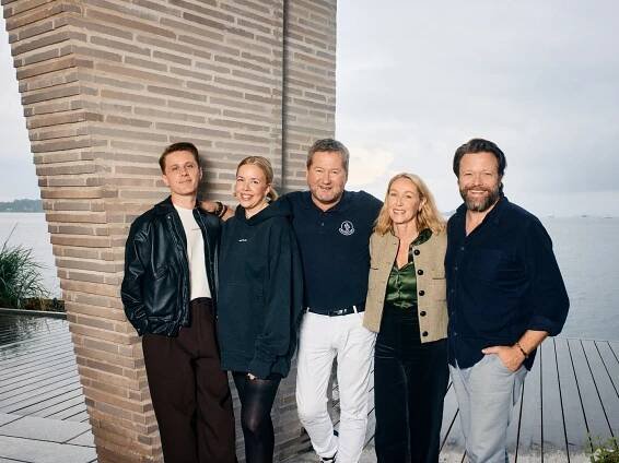 Axel Gehrken Bøyum, Ragne Grande, Bjarne Brøndbo, Trine Wiggen, Kåre Conradi - Ostrov miliardářů - Promo