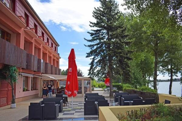 Wellness Hotel Relax - Senec, Sluneční jezera - Travelguide.sk