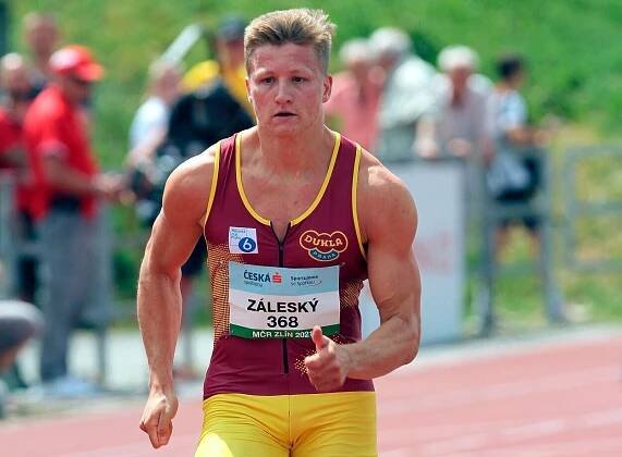 Záleský vyrovnal český rekord na stovce, o čas 10,16 se dělí už tři sprinteři