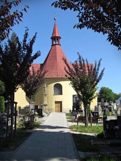 Drahotuše - hřbitovní kaple… - Kaple | Turistika.cz