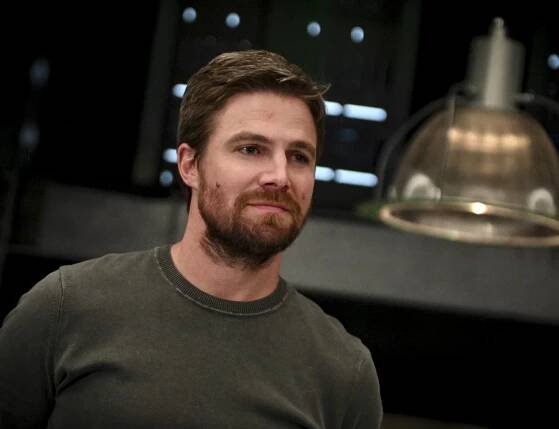 Arrow - Přítomný čas - Z filmu - Stephen Amell