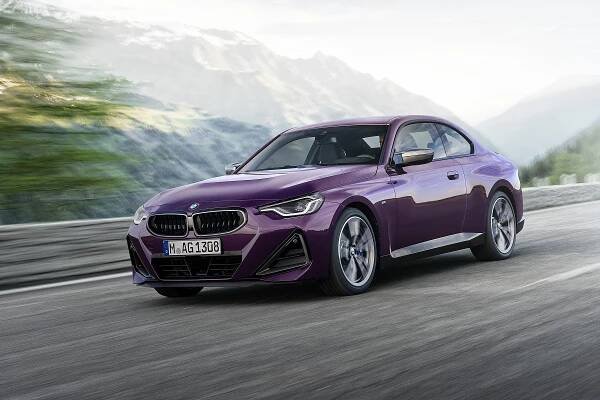 Poslední BMW ze staré školy? Kupé řady 2 má pohon zadních kol a nestojí ani milion