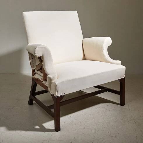 2021 Reynolds Chair in Calico – Jagr-0001