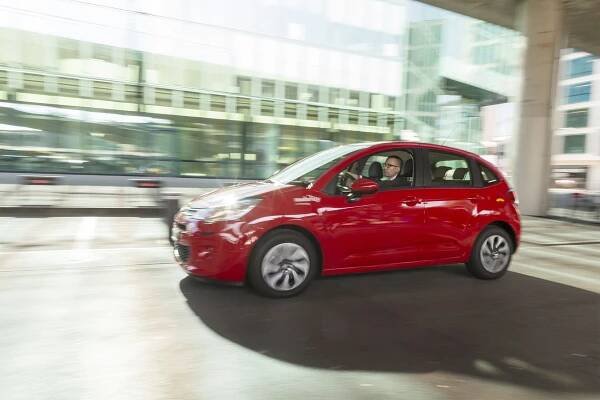 Carsharing Mobility an Ihrem Bahnhof