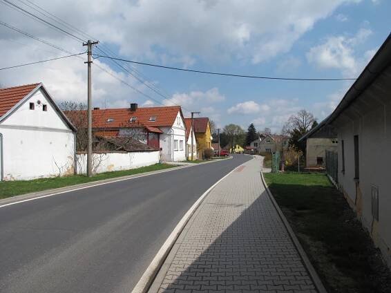Súbor:Kostelec (okres Tachov) (09).jpg