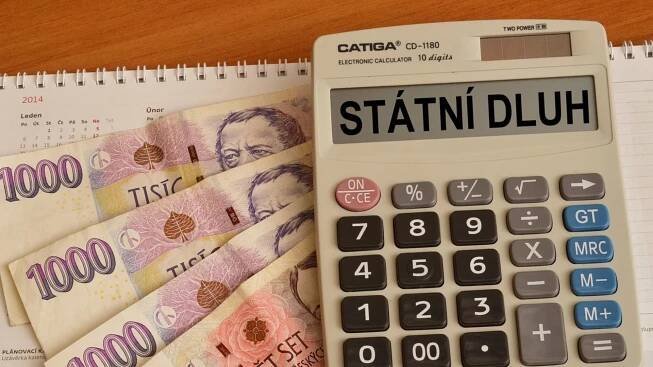 Státní dluh vzrostl na 3,2 bilionu korun. Na každého Čecha připadá téměř 300 tisíc