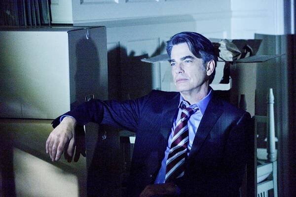 V utajení - Dig for Fire - Z filmu - Peter Gallagher