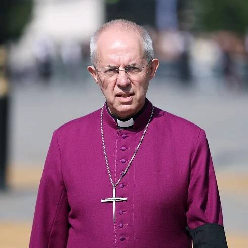 Justin Welby: Archbishop of Canterbury urged to resign by senior bishop over Church of England sex abuser