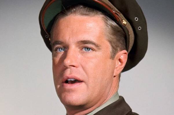 19-extraordinary-facts-about-george-peppard