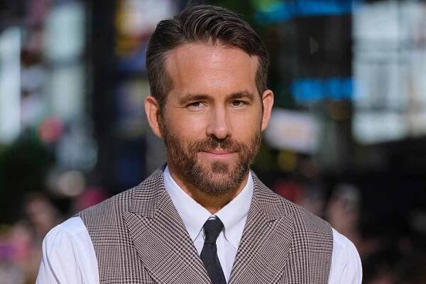 Ryan Reynolds Jokes He Will Watch the Super Bowl for '4 Seconds' Before His Kids Take Over the TV