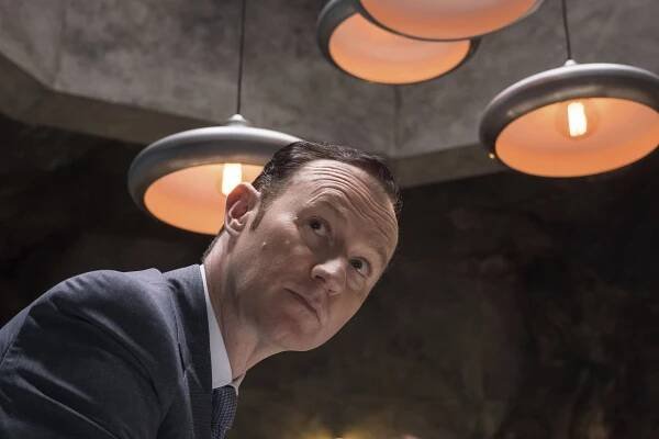 Sherlock - Poslední případ (S04E03) (2017)