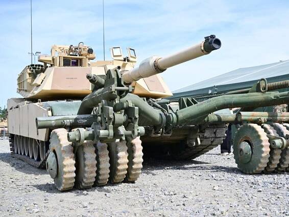 Why hasn't Ukraine deployed its US Abrams tanks? Weather and caution