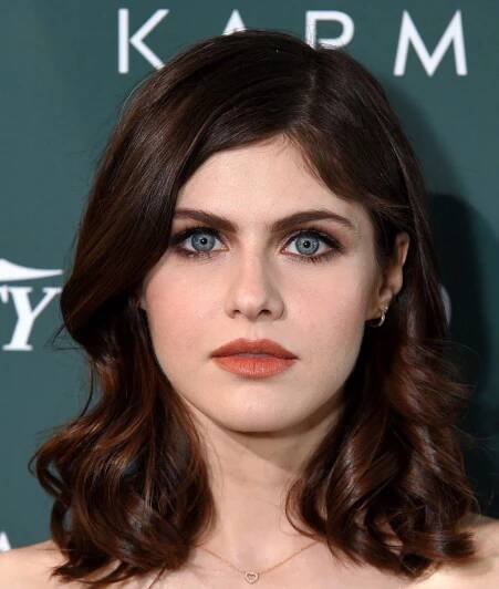 Alexandra Daddario - Forehead, Nose, Cheek, Skin, Lip, Ch... - Female Celebrities