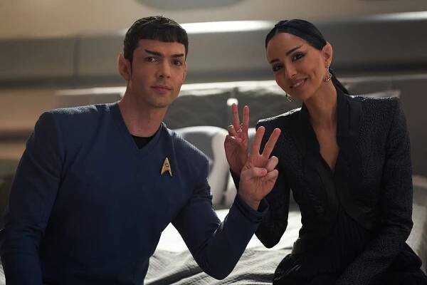 Star Trek: Podivné nové světy - Spock má amok - Z natáčení - Ethan Peck, Gia Sandhu