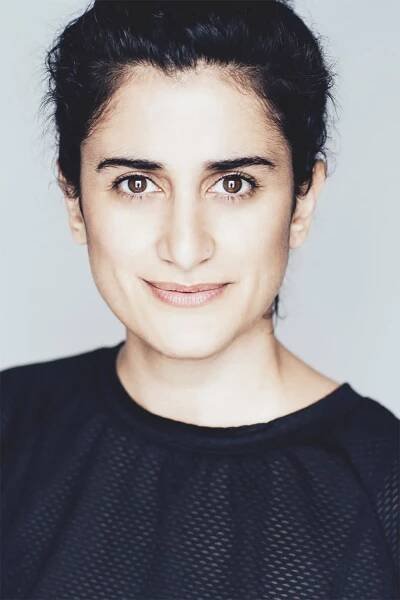 Team Players | Özlem Saglanmak