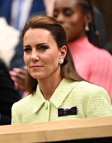 Je vévodkyně Kate v kómatu? Nejnovější konspirační teorie tvrdí, že ano