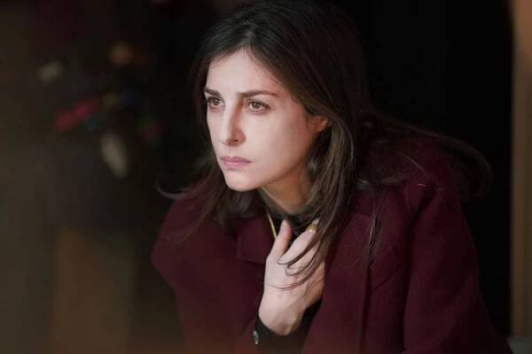Les Sauvages - Z filmu - Amira Casar