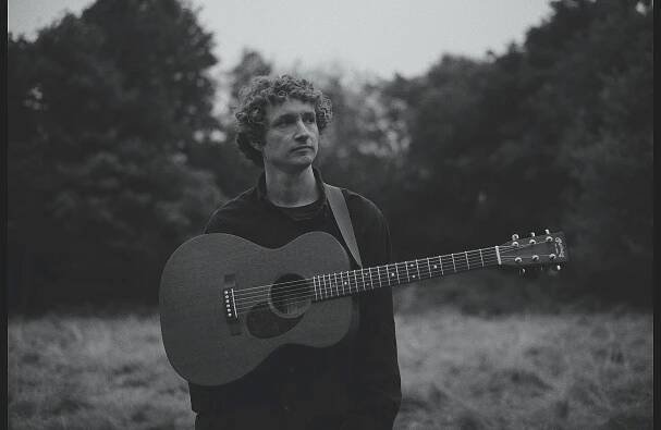Sam+Amidon_1.3.4.jpg
