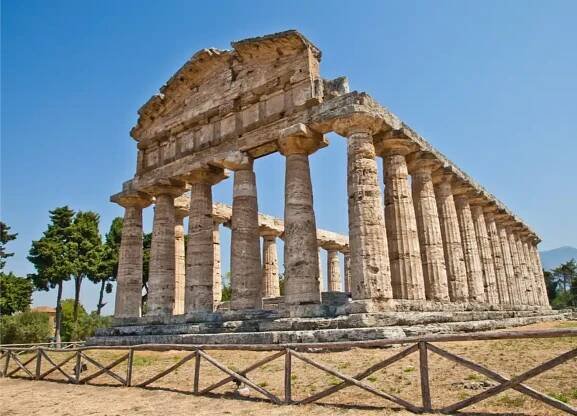 Paestum: Tři řecké chrámy na jihu Itálie
