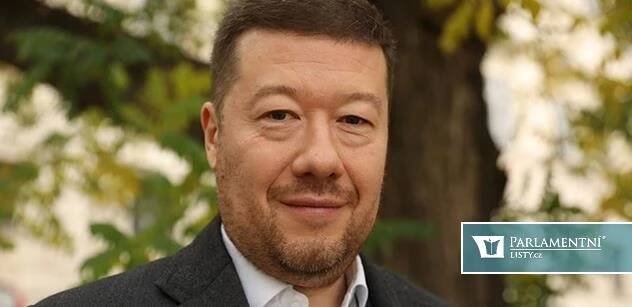Pohlaví v občance je podle Pirátů diskriminační. „Tak na tohle už fakt člověk neví, co by měl říct," uvedl Okamura
