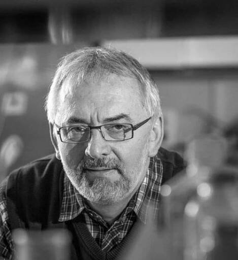 Profesor Libor Grubhoffer: Covid může ztratit sílu tím, že se umutuje - Flowee