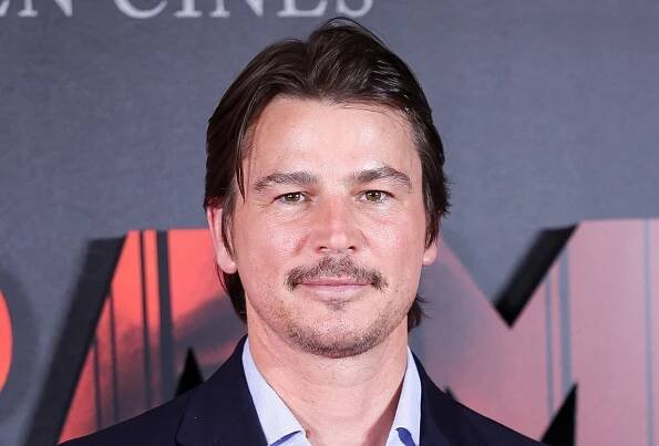 Josh Hartnett Cast in Netflix Limited Series About Sea Creature