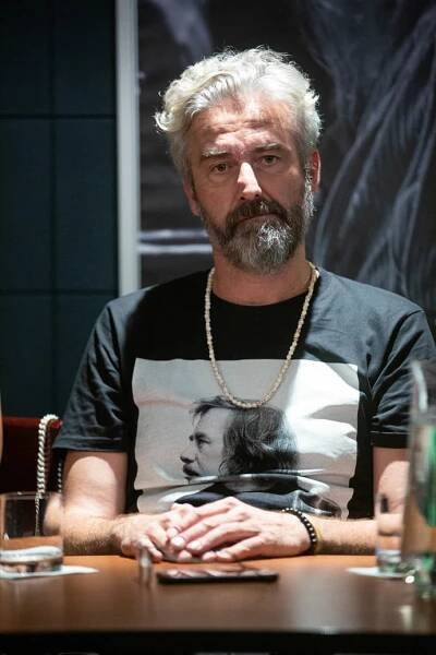 FOTO: Hvězda seriálu Zoo, herec Roman Zach. – stránka 47