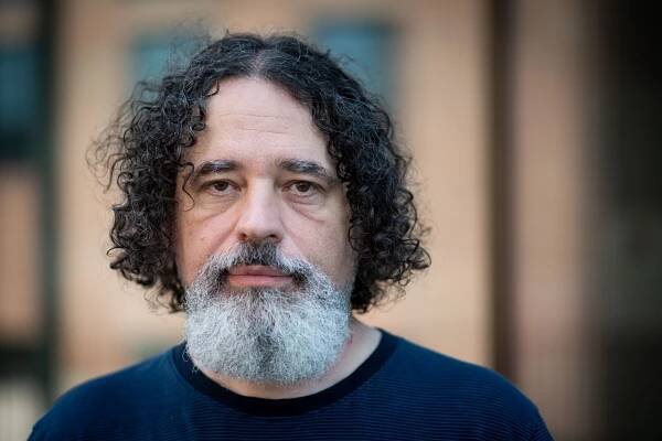 Arpád Soltész: Štrnásťročný človek môže ísť do väzenia a my mu neveríme, že si poradí s románom?