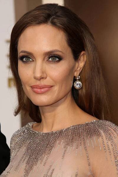 Stáhnout - Angelina jolie na 86 roční akademie awards - přílety, dolby divadlo, hollywood, ca 03-02-14 — Stock obrázek