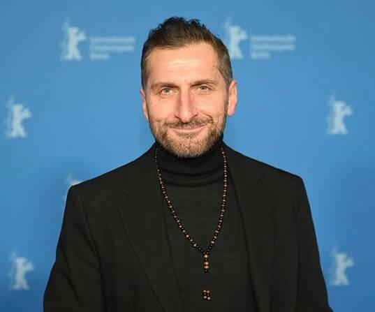 Tim Seyfi Ehefrau: Mit wem ist der Schauspieler liiert?