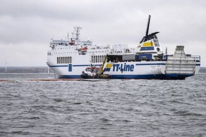 A ferry that ran aground repeatedly off the Swedish coast is leaking oil and is extensively damaged