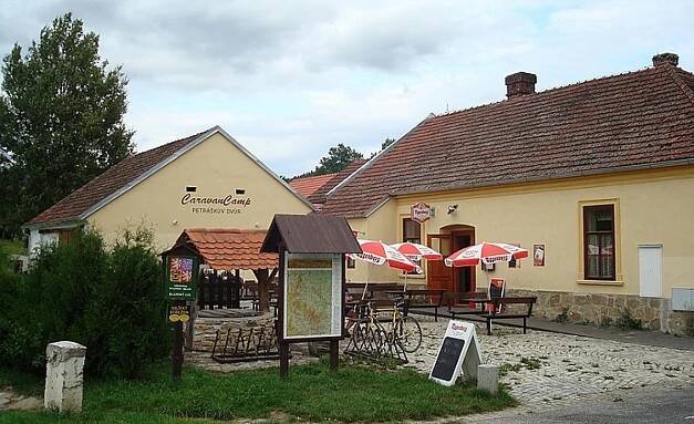 Caravancamp PETRÁŠKŮV DVŮR