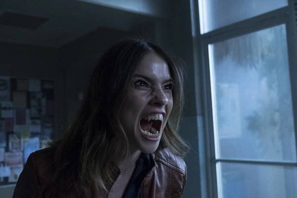 Vlčí mládě - Série 6 - Z filmu - Holland Roden