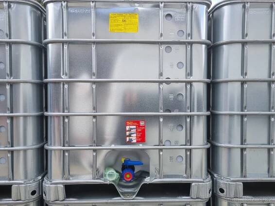 4x IBC nádrž 1000L celoplechová TOP STAV - Praha - západ