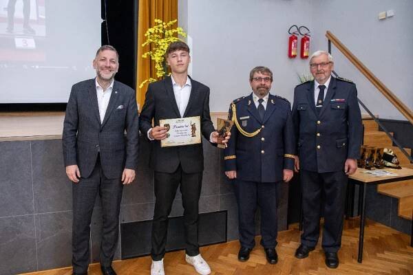 Setkání reprezentantů a reprezentačních kolektivů KSH PK a HZS PK s hejtmanem Plzeňského kraje