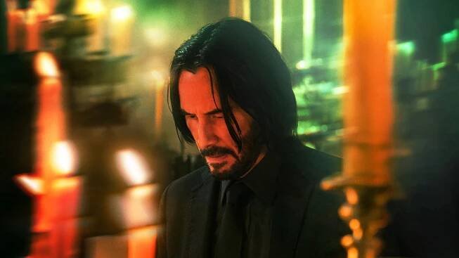 Bitka s nunčaky i v rytmu techna. John Wick 4 dokazuje, že akční filmy nevymírají