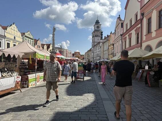 Třeboň slavila Krčínovy narozeniny. Nechyběli kejklíři, průvody ani trhy