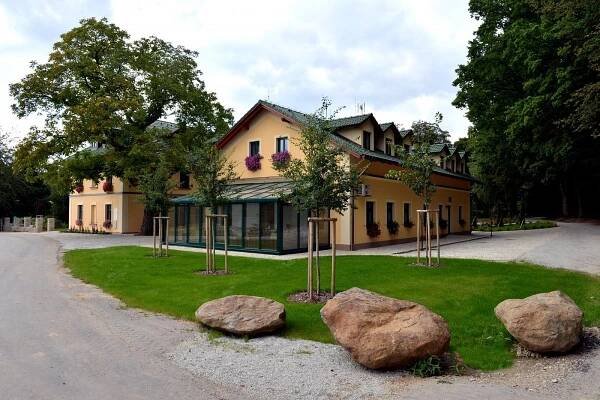 Resort Johanka Restaurant: Pictures & Reviews - Tripadvisor