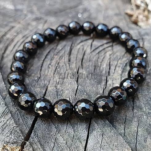 Náramek onyx 8mm broušený