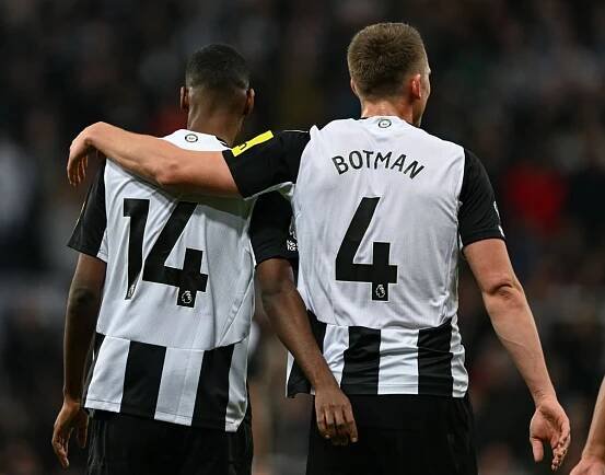 NEWCASTLE UPON TYNE, ENGLAND - JANUARY 15: The Premier League match between Newcastle United FC and Wolverhampton Wanderers FC at St James' Park on January 15, 2025 in Newcastle upon Tyne, England. (Photo by Serena Taylor/Newcastle United via Getty Images)