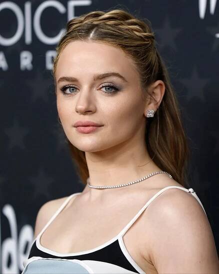 The Best Jewelry Looks of the 2025 Critics Choice Awards 7