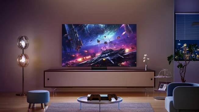 Obsah obrázku zeď, interiér, interiérový design, pohovka  Popis byl vytvořen automaticky
