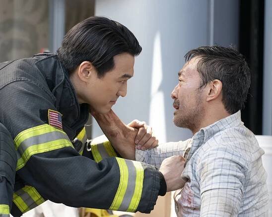 Záchranáři L. A. - There Goes the Groom - Z filmu - James Chen, Kenneth Choi