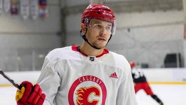 Další posila z NHL. Klapka dostal od Calgary svolení připojit se k reprezentaci