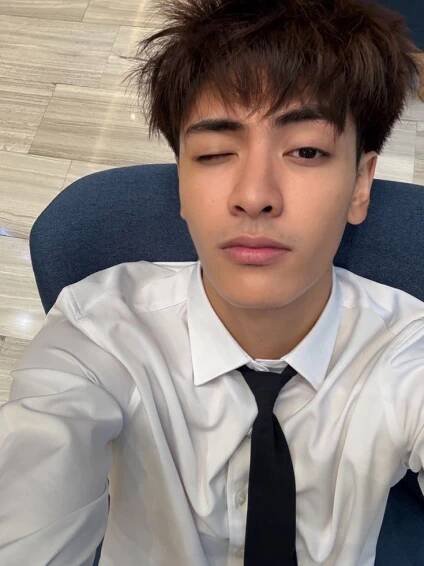 Pin by Kim Jisoo on joong in 2025 | Gmmtv actors, Actors, Thai king
